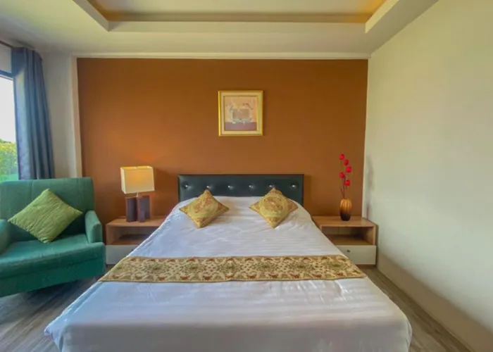 Plearnwan Deluxe Mansion Hotel 2*