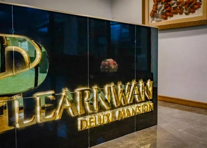 Plearnwan Deluxe Mansion 2*