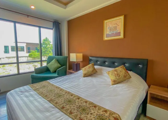 Plearnwan Deluxe Mansion 2*